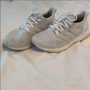 white adidas ultra boosts